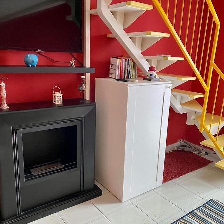 Appartamento La Casa di Peppa - Airport&Station Napoli Esterno foto